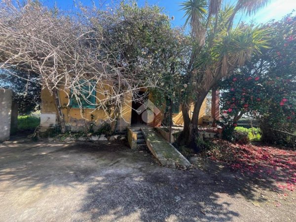 casa indipendente in vendita a Velletri