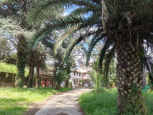 casa indipendente in vendita a Velletri