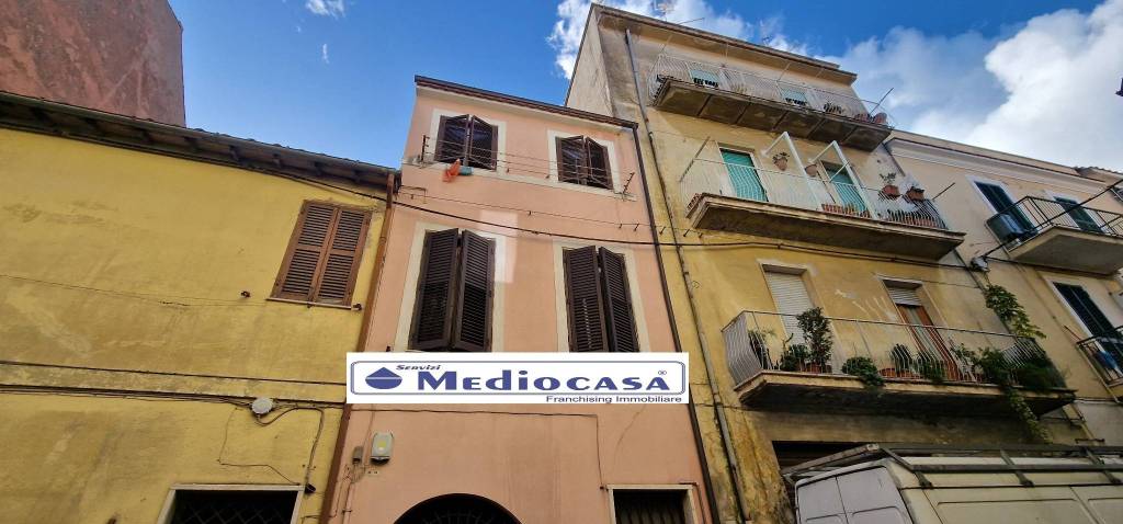 casa indipendente in vendita a Velletri