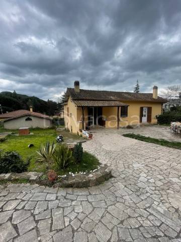 casa indipendente in vendita a Velletri