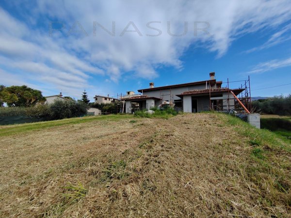 casa indipendente in vendita a Velletri