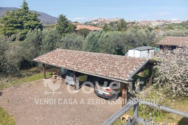 casa indipendente in vendita a Velletri