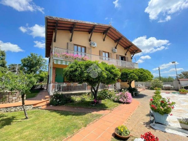 casa indipendente in vendita a Velletri