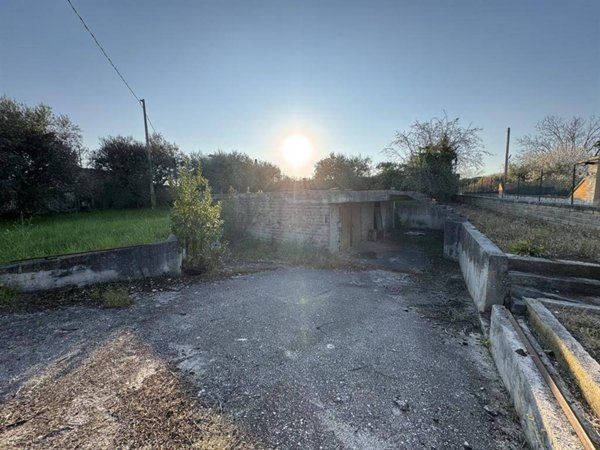 casa indipendente in vendita a Velletri
