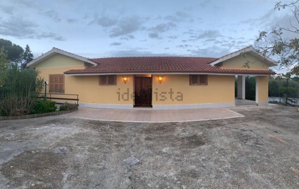 quadrivano in vendita a Velletri