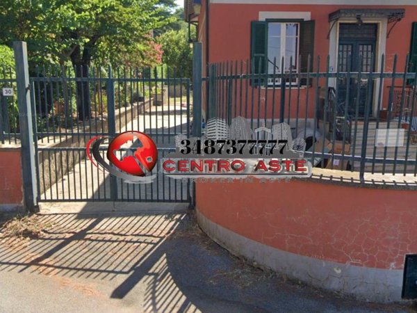 casa indipendente in vendita a Velletri