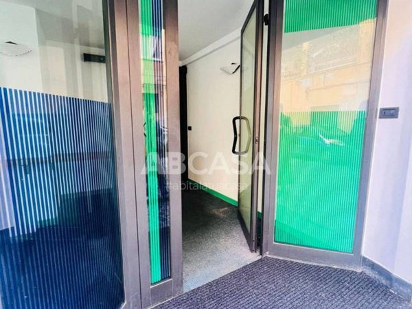 negozio in vendita a Velletri