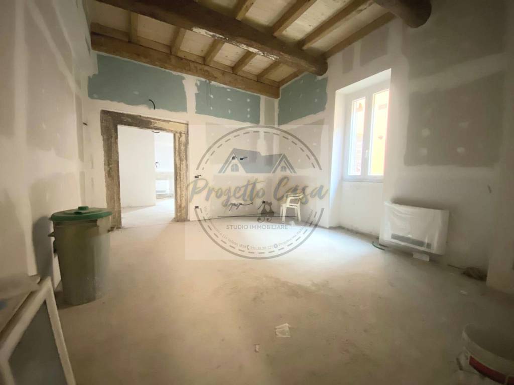 casa indipendente in vendita a Velletri