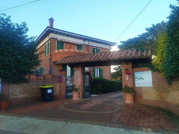 casa indipendente in vendita a Velletri