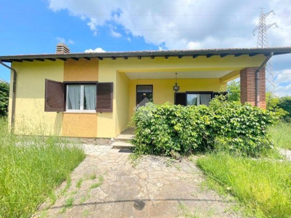 casa indipendente in vendita a Velletri