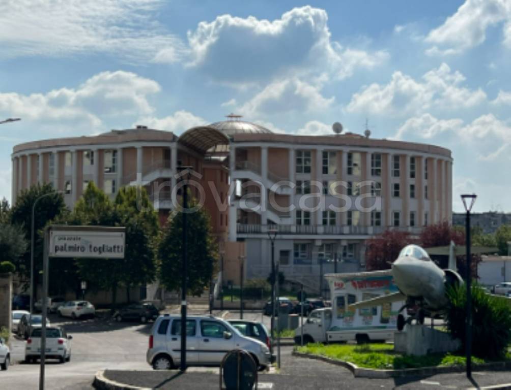 negozio in vendita a Velletri
