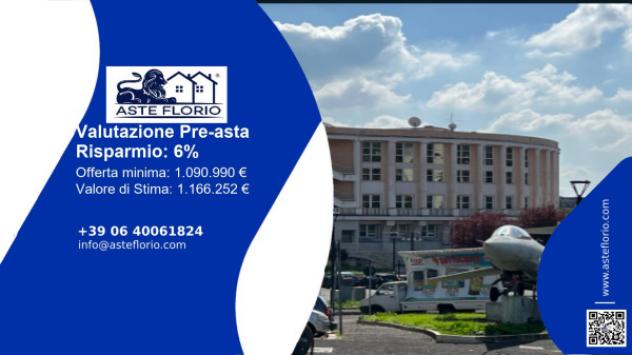 locale commerciale in vendita a Velletri