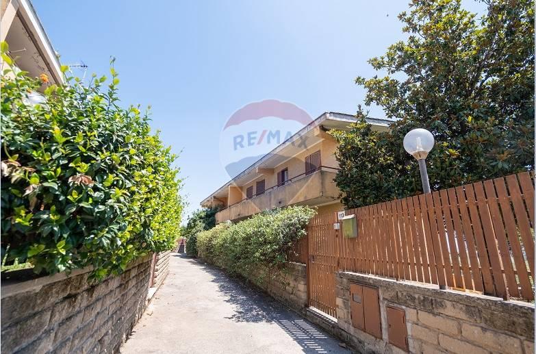 casa indipendente in vendita a Velletri