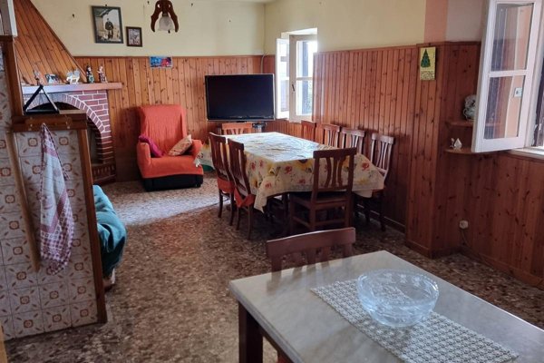 casa indipendente in vendita a Velletri