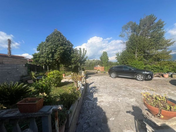 casa indipendente in vendita a Velletri
