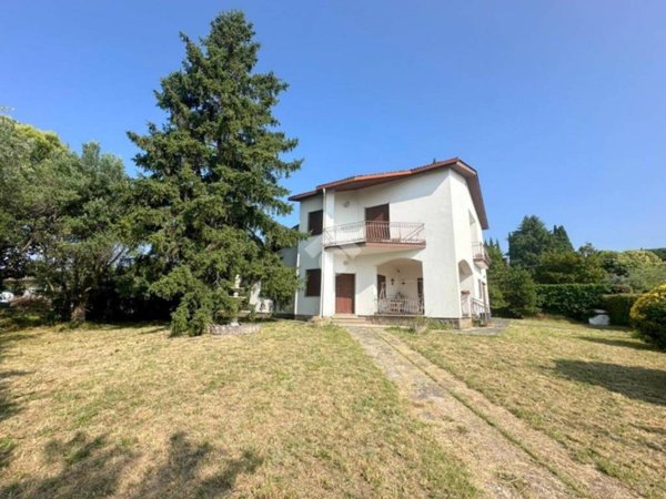 casa indipendente in vendita a Velletri