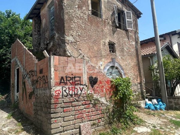 casa indipendente in vendita a Velletri