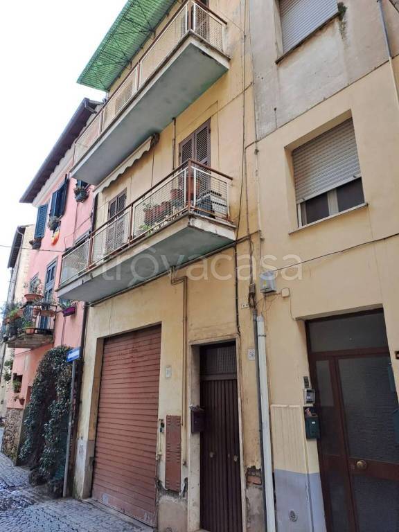 casa indipendente in vendita a Velletri