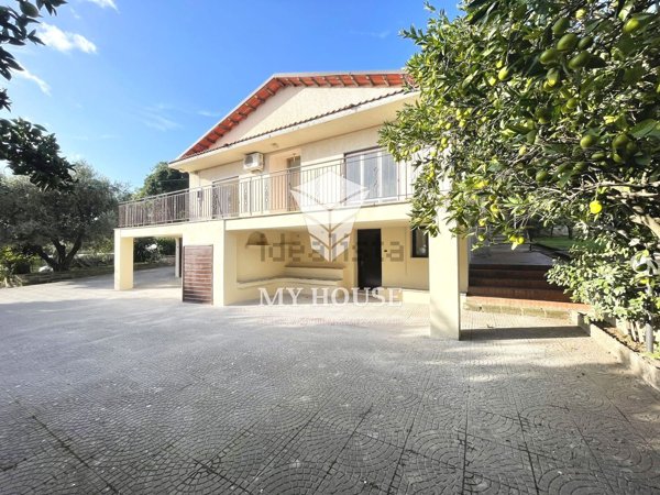 casa indipendente in vendita a Velletri