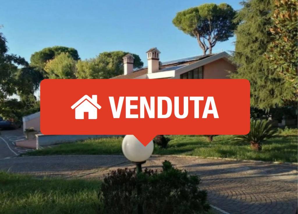 casa indipendente in vendita a Velletri