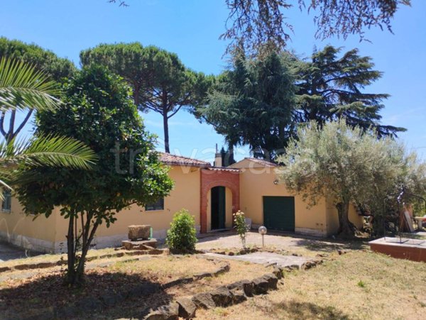 casa indipendente in vendita a Velletri