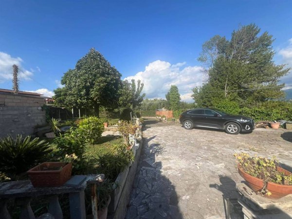 casa indipendente in vendita a Velletri