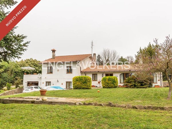 casa indipendente in vendita a Velletri