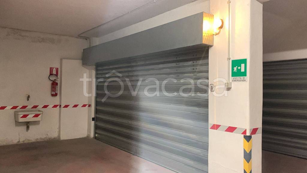 negozio in vendita a Velletri