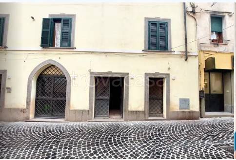 negozio in vendita a Velletri