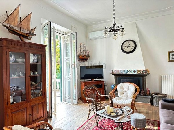 casa indipendente in vendita a Velletri