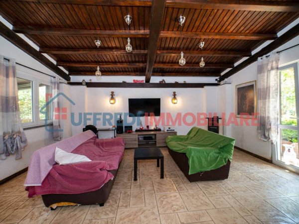 casa indipendente in vendita a Velletri
