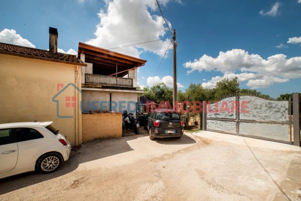 casa indipendente in vendita a Velletri