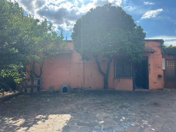 casa indipendente in vendita a Velletri