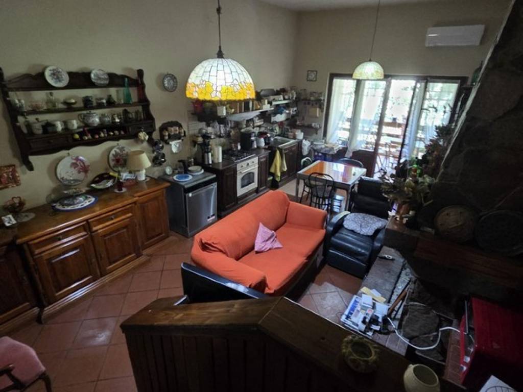casa indipendente in vendita a Velletri