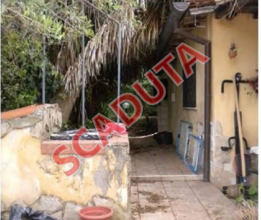 casa indipendente in vendita a Velletri