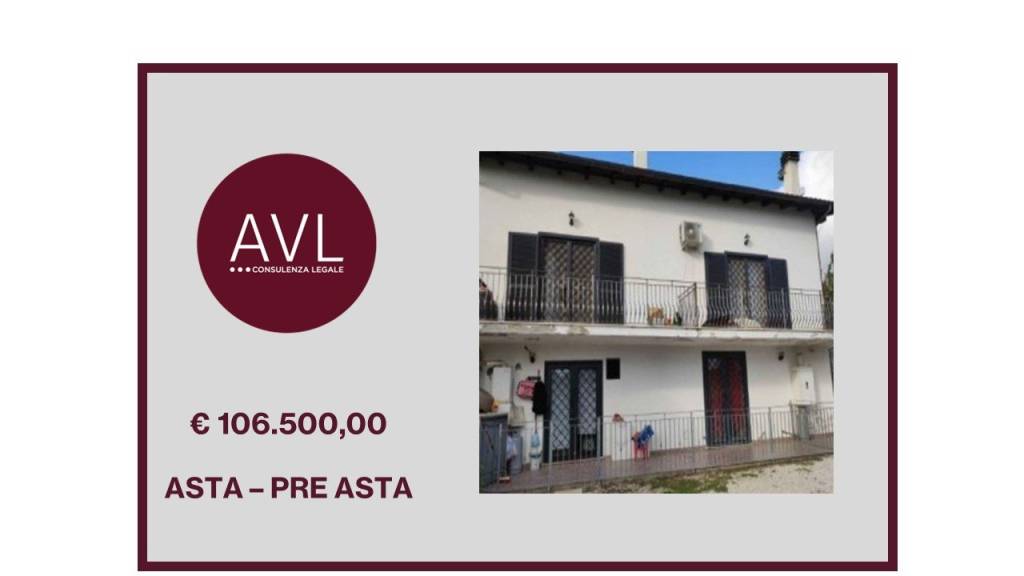 casa indipendente in vendita a Velletri