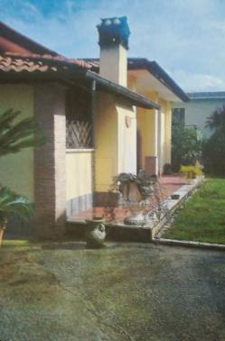 casa indipendente in vendita a Velletri