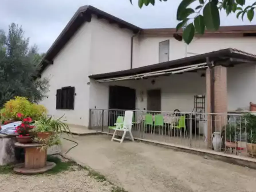 casa indipendente in vendita a Velletri