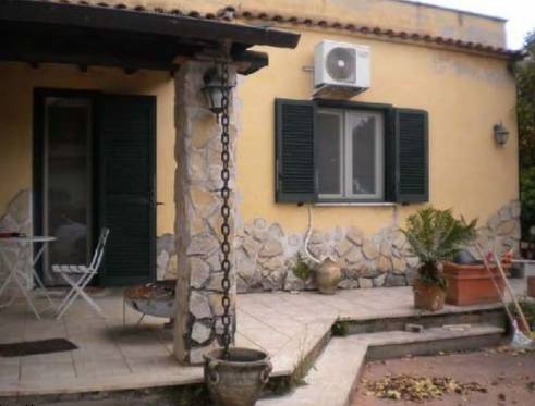 casa indipendente in vendita a Velletri