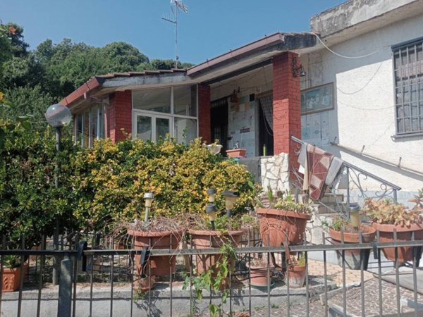 casa indipendente in vendita a Velletri