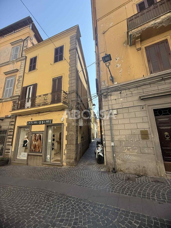 appartamento in vendita a Velletri