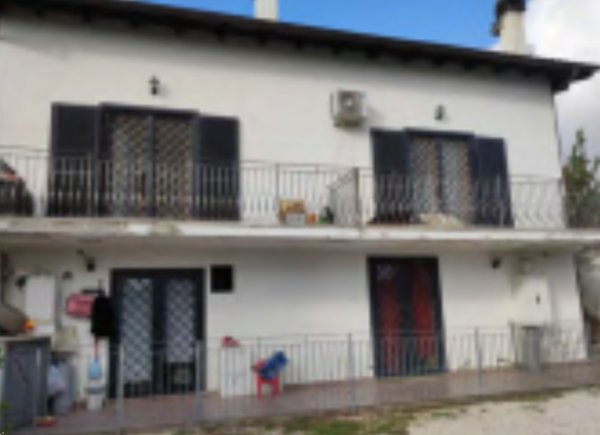casa indipendente in vendita a Velletri