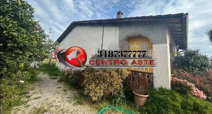 casa indipendente in vendita a Velletri
