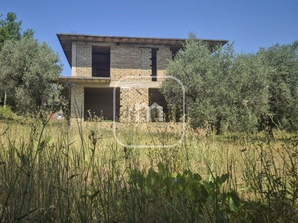 casa indipendente in vendita a Velletri