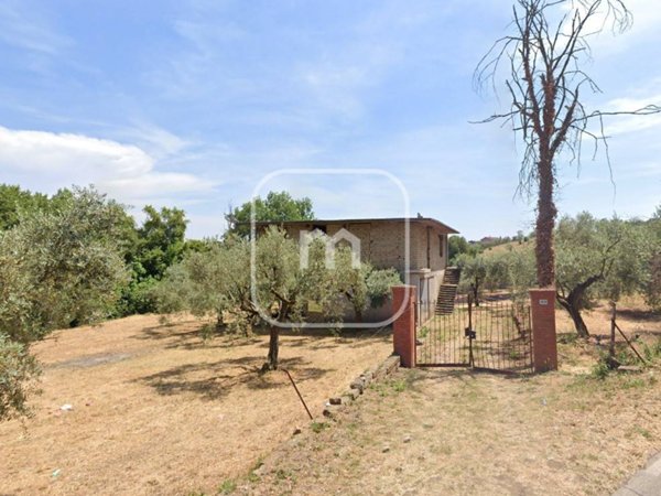casa indipendente in vendita a Velletri