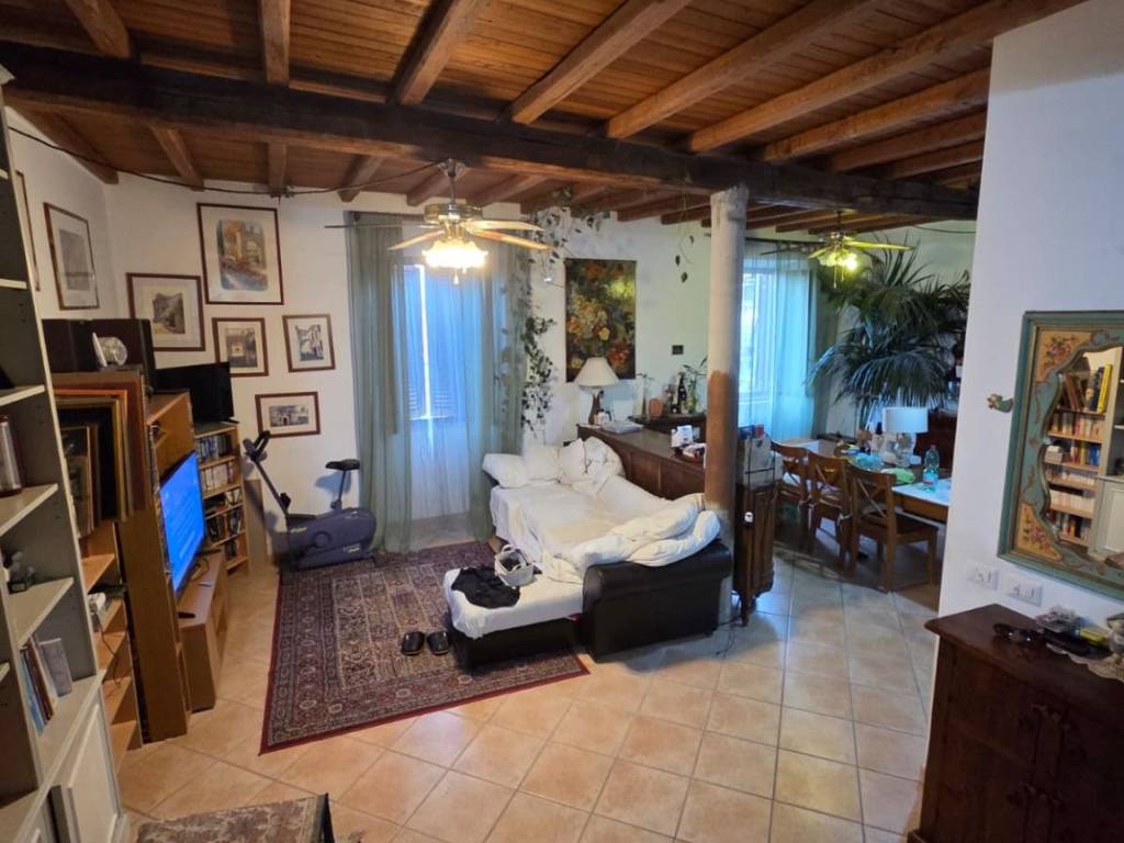 appartamento in vendita a Velletri