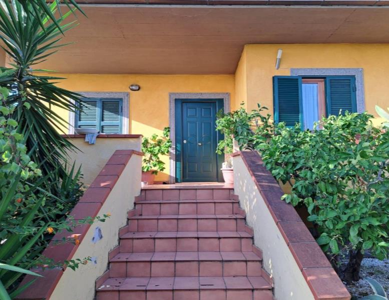 casa indipendente in vendita a Velletri
