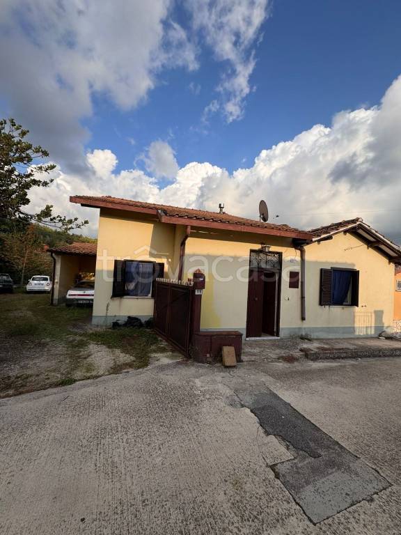 casa indipendente in vendita a Velletri