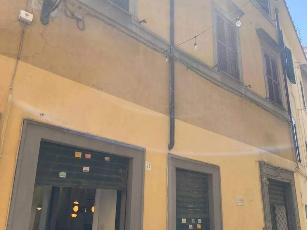 negozio in vendita a Velletri