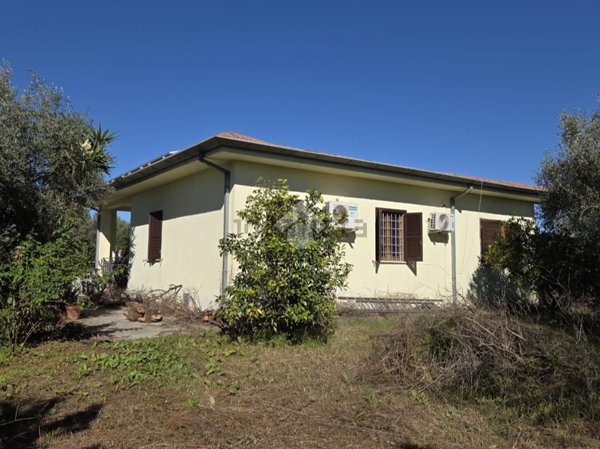 casa indipendente in vendita a Velletri